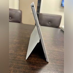 Gray Microsoft Surface Pro 3 Tablet